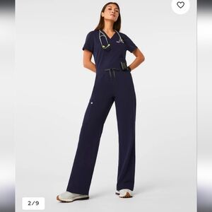Figs Navy Catarina And Isabel Scrub Set
